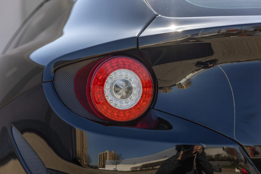 2016 Ferrari FF - Image 23 of 31