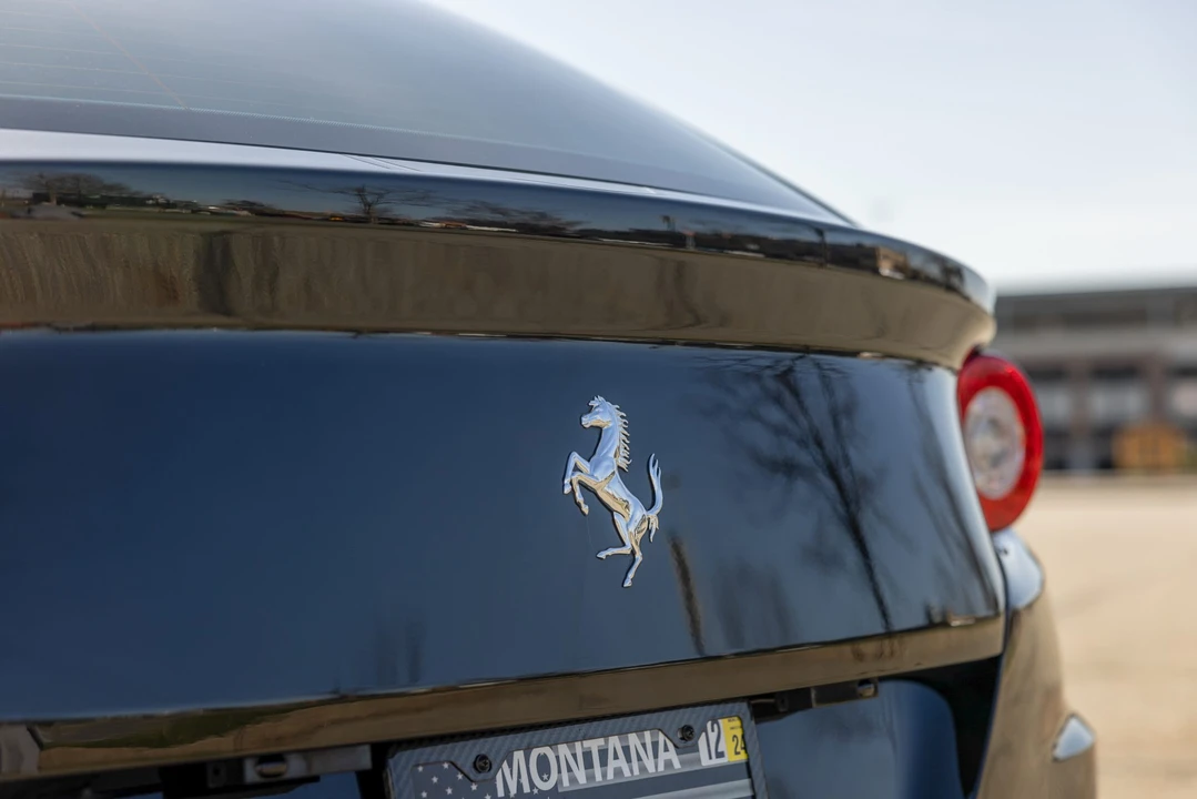 2016 Ferrari FF - Image 16 of 31