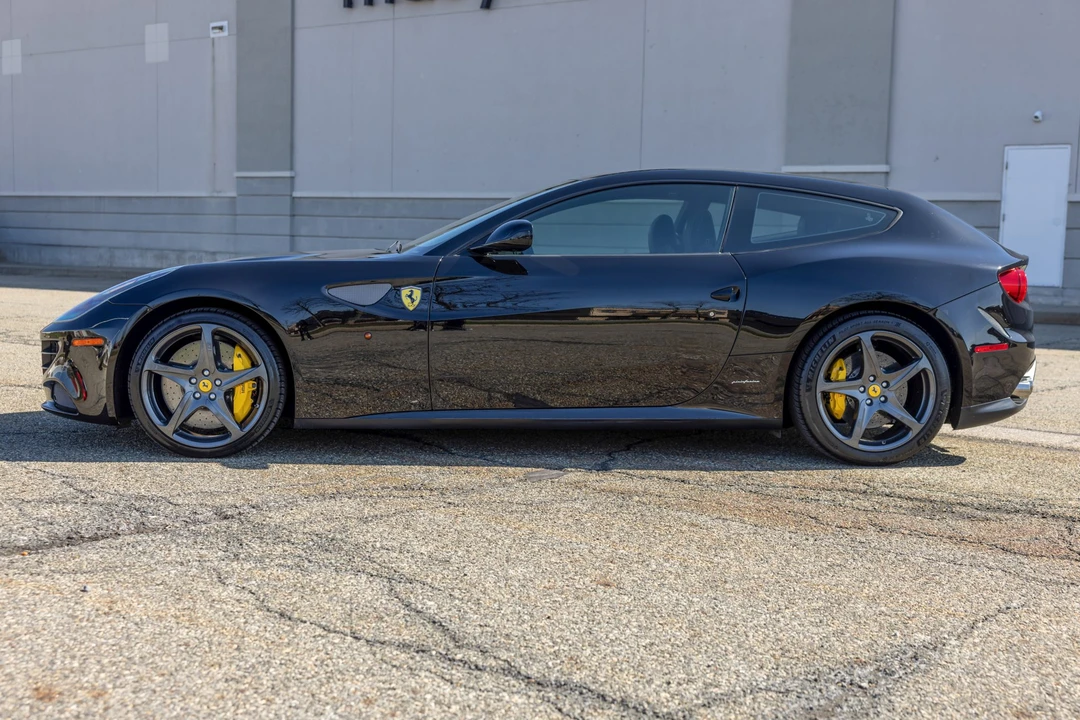 2016 Ferrari FF - Image 11 of 31