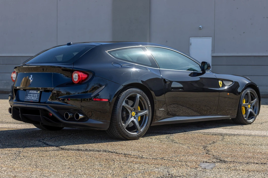 2016 Ferrari FF - Image 7 of 31