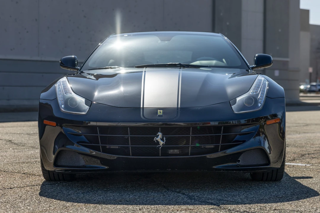 2016 Ferrari FF - Image 4 of 31
