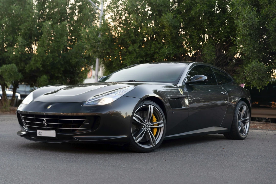 2016 Ferrari GTC4Lusso - Image 11 of 21