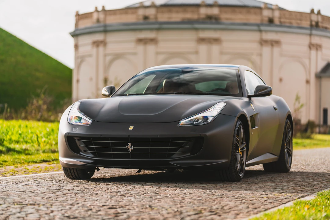 2016 Ferrari GTC4Lusso - Image 5 of 31