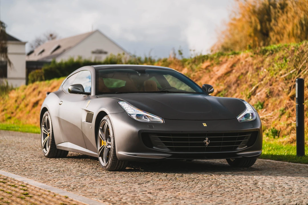 2016 Ferrari GTC4Lusso - Image 3 of 31