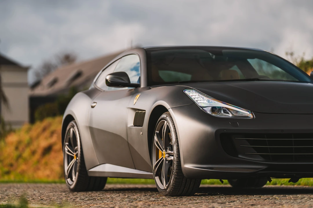 2016 Ferrari GTC4Lusso - Image 26 of 31