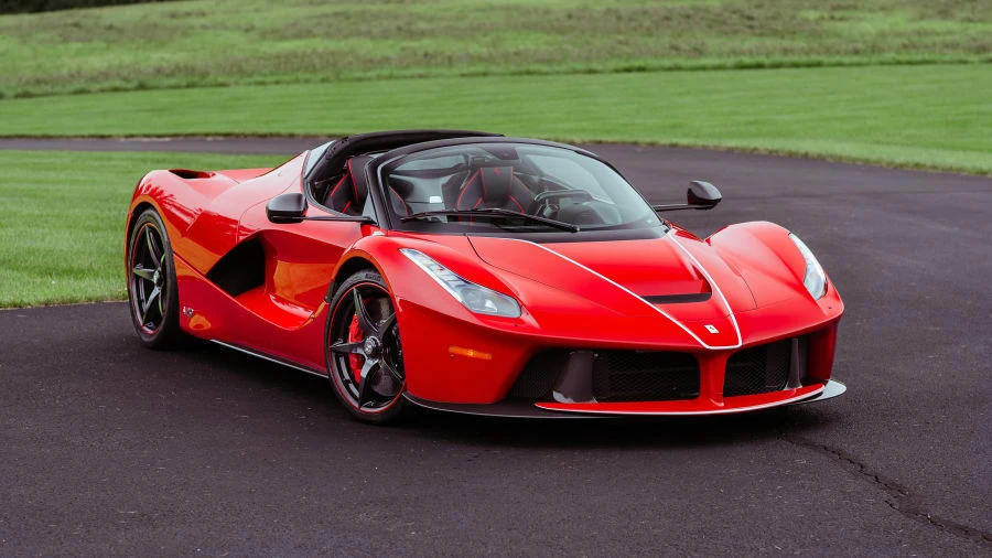 2016 Ferrari LaFerrari Aperta - Image 13 of 28
