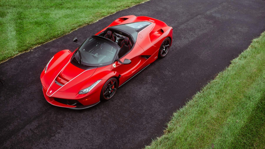 2016 Ferrari LaFerrari Aperta - Image 17 of 28