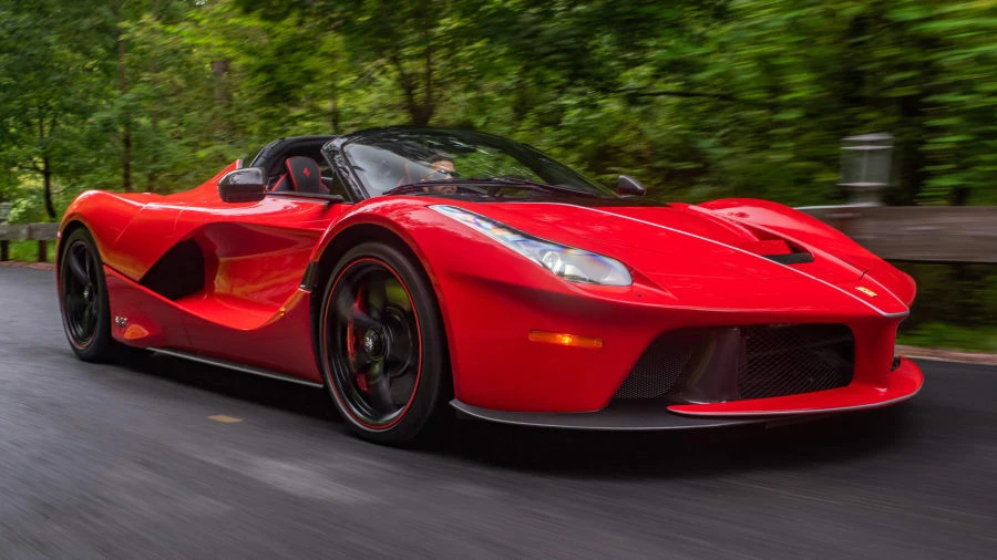 2016 Ferrari LaFerrari Aperta - Image 19 of 28