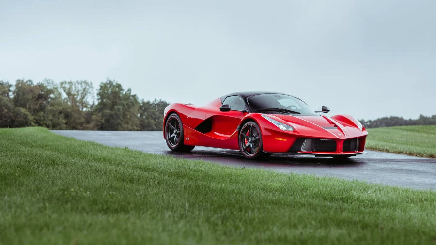 2016 Ferrari LaFerrari Aperta - Image 20 of 28