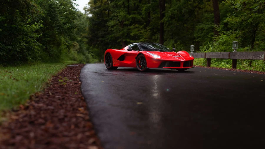 2016 Ferrari LaFerrari Aperta - Image 21 of 28