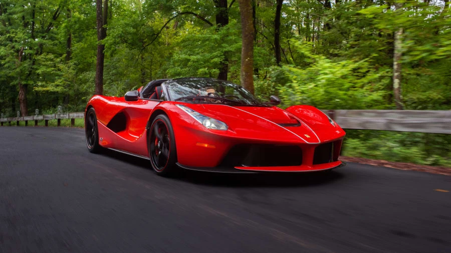 2016 Ferrari LaFerrari Aperta - Image 26 of 28