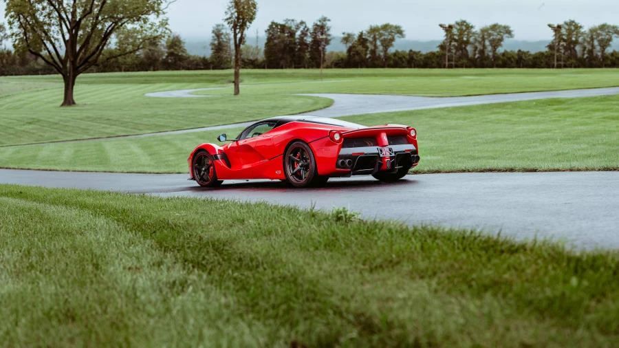 2016 Ferrari LaFerrari Aperta - Image 27 of 28
