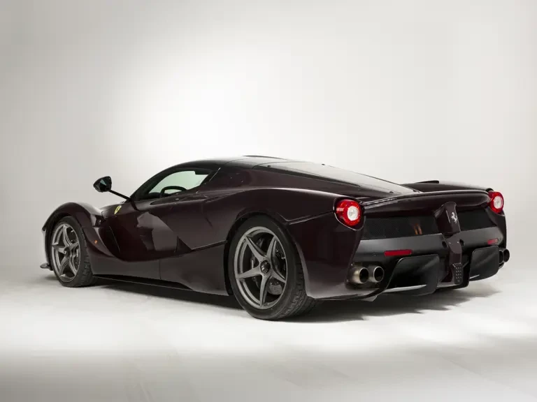2016 Ferrari LaFerrari - Image 26 of 31