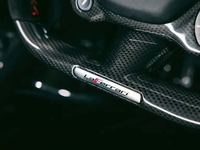 2016 Ferrari LaFerrari - Image 20 of 31