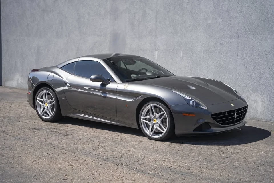 2016 Ferrari California T - Image 2 of 20