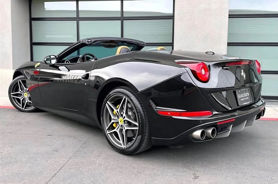 2016 Ferrari California T - Image 3 of 6