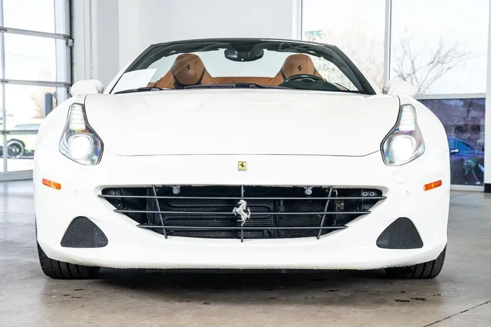 2016 Ferrari California T - Image 5 of 13