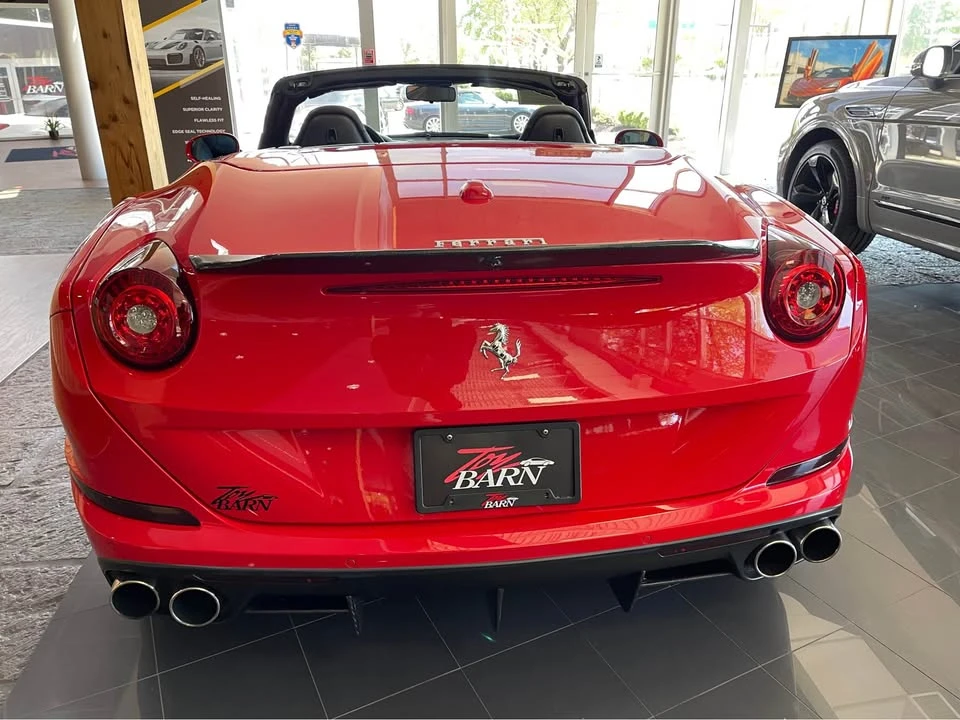 2016 Ferrari California T - Image 5 of 5