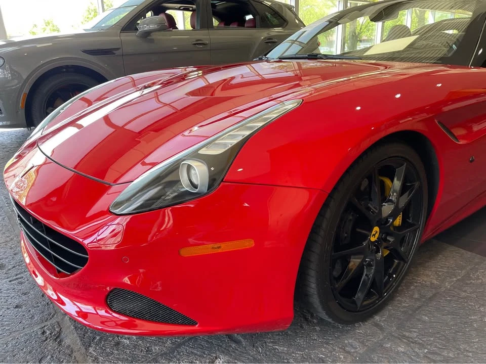 2016 Ferrari California T - Image 4 of 5