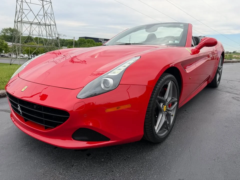 2016 Ferrari California T - Image 2 of 20
