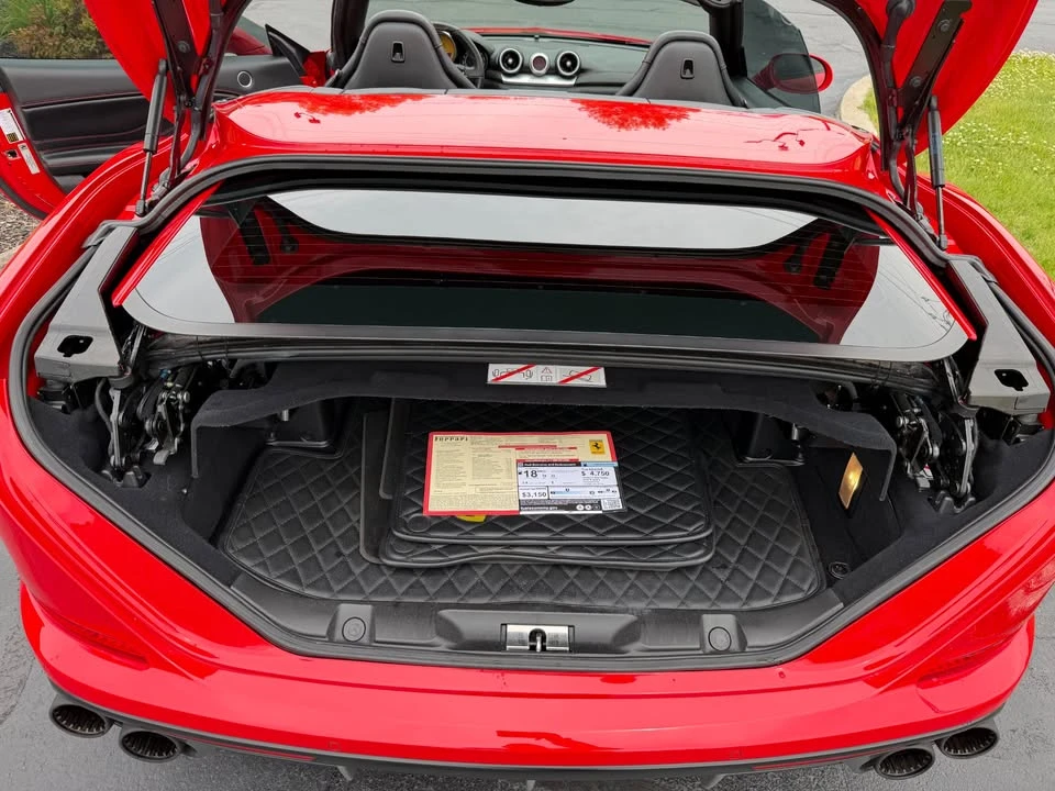 2016 Ferrari California T - Image 9 of 20