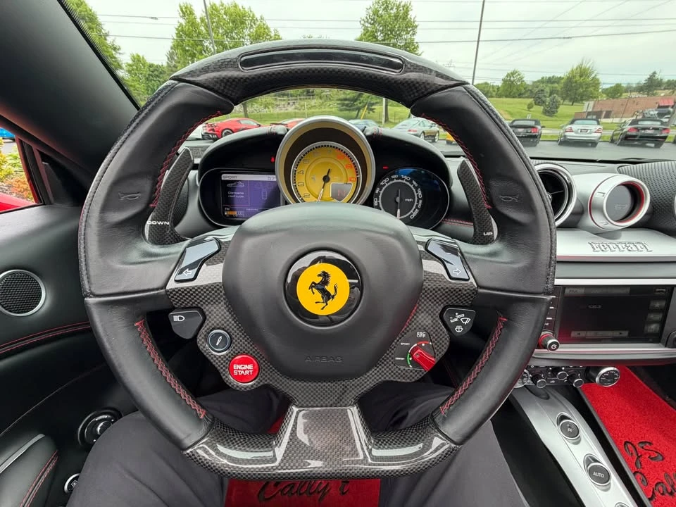 2016 Ferrari California T - Image 19 of 20