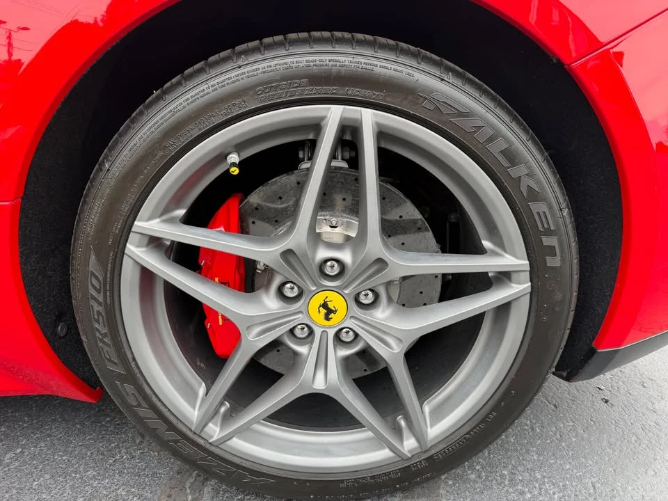 2016 Ferrari California T - Image 14 of 20