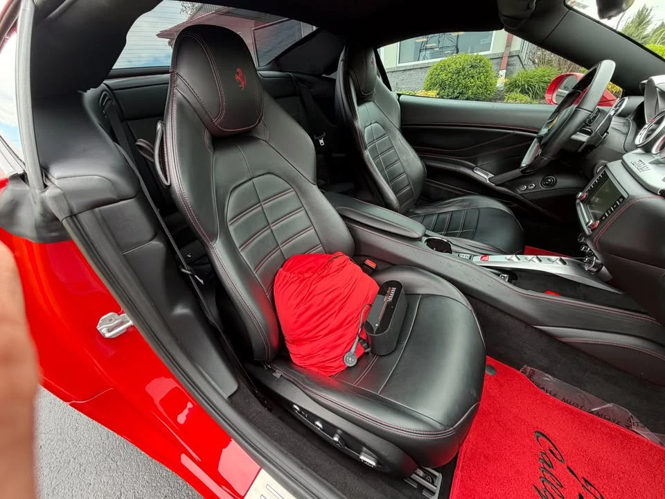 2016 Ferrari California T - Image 17 of 20