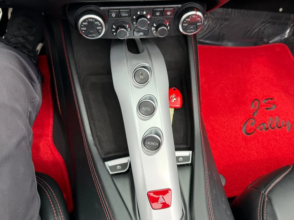 2016 Ferrari California T - Image 3 of 20