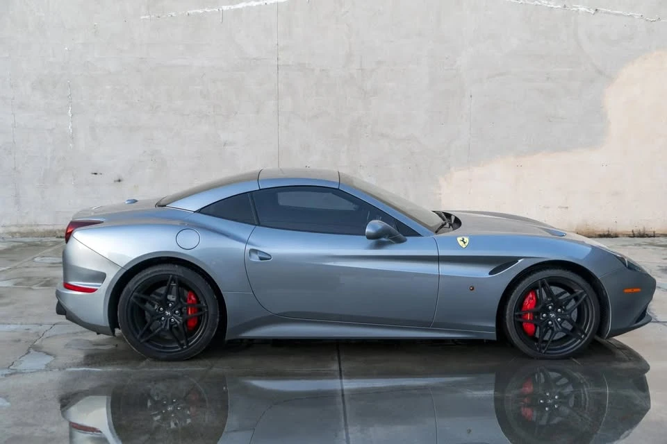 2016 Ferrari California T - Image 2 of 14