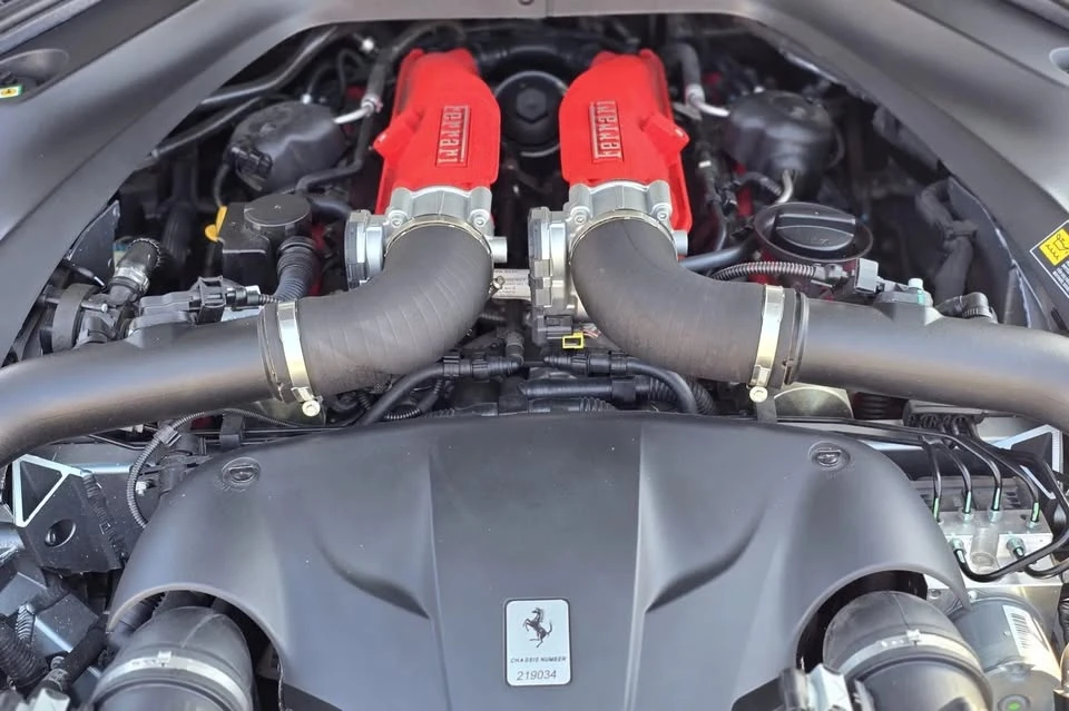 2016 Ferrari California T - Image 13 of 14