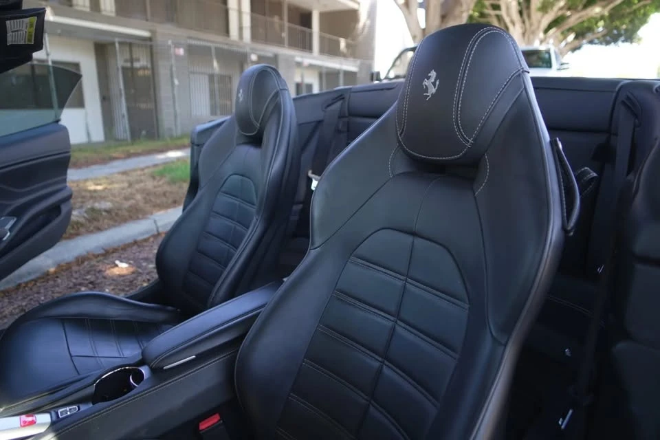 2016 Ferrari California T - Image 8 of 14