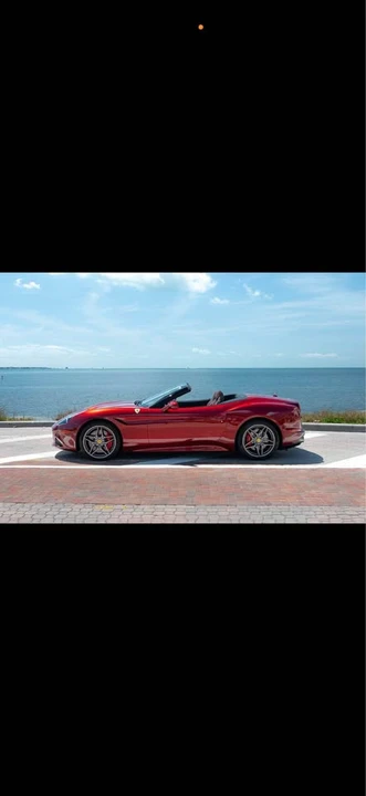 2016 Ferrari California T - Image 16 of 20
