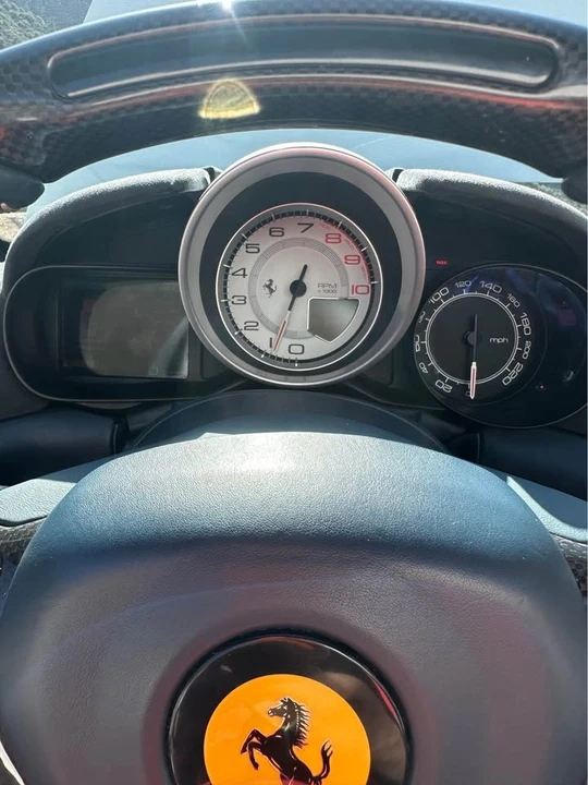 2016 Ferrari California T - Image 15 of 19