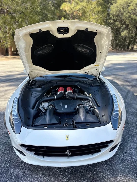2016 Ferrari California T - Image 7 of 19