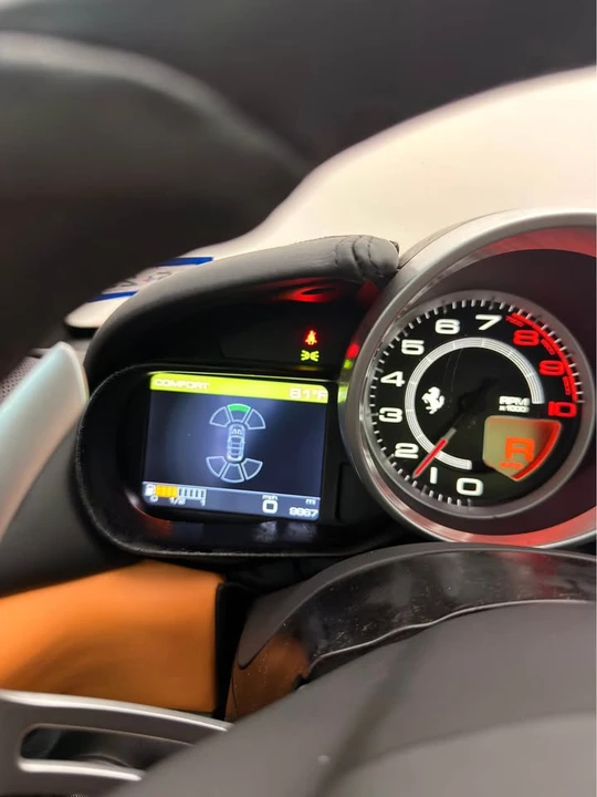 2016 Ferrari California T - Image 13 of 14