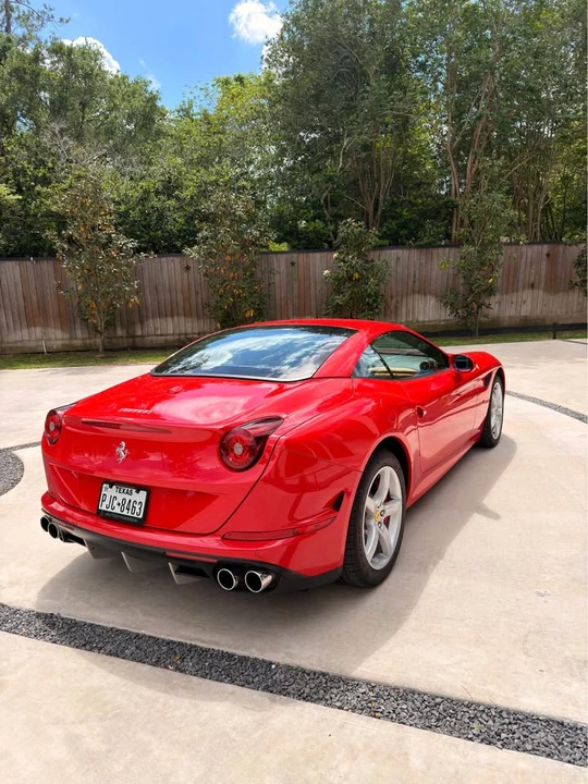 2016 Ferrari California T - Image 5 of 14