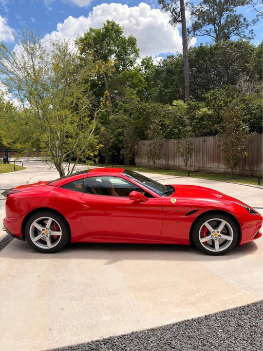 2016 Ferrari California T - Image 7 of 14