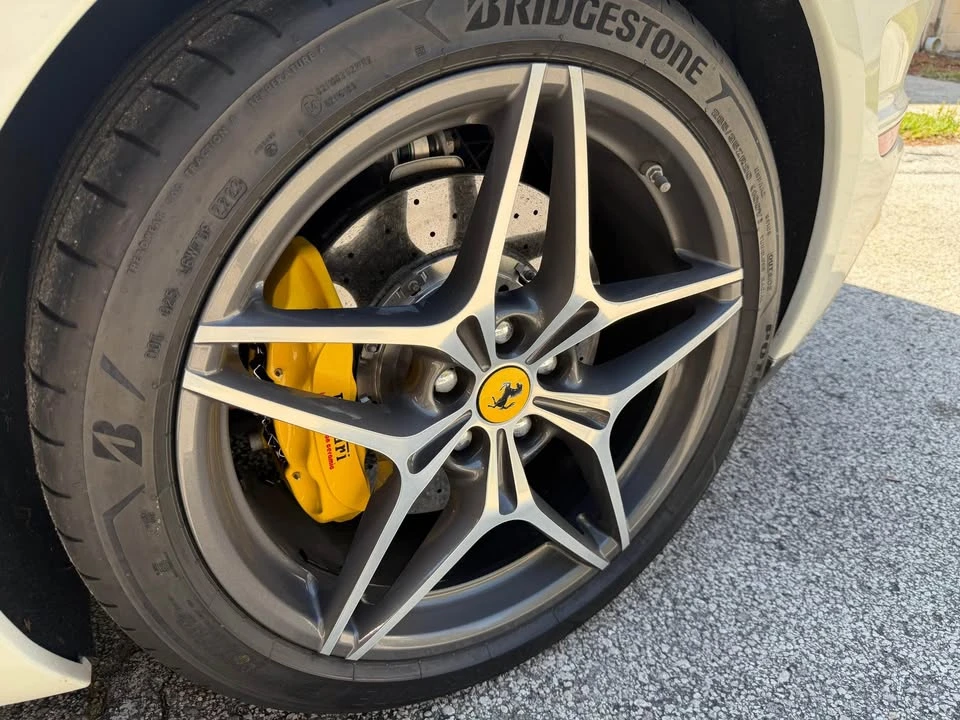 2016 Ferrari California T - Image 11 of 20