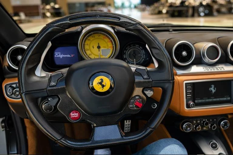 2016 Ferrari California T - Image 15 of 20