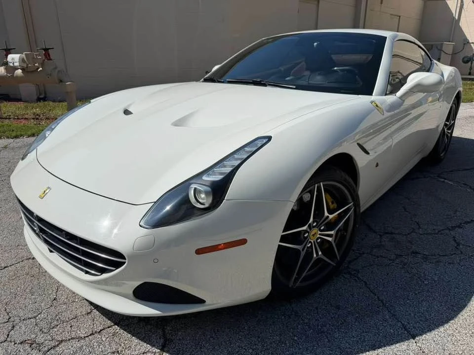 2016 Ferrari California T - Image 5 of 20