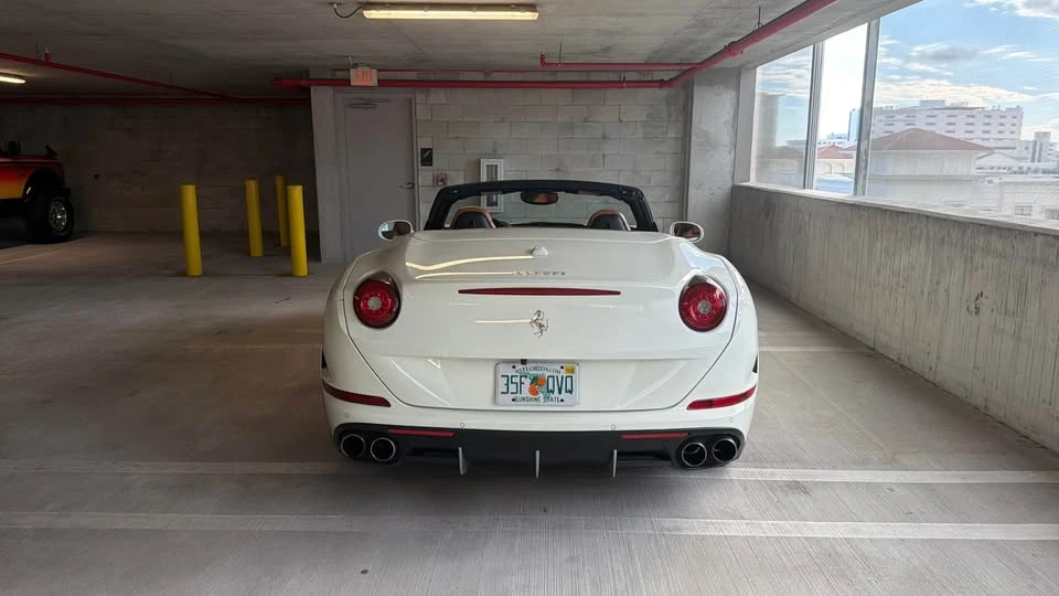2016 Ferrari California T - Image 7 of 11
