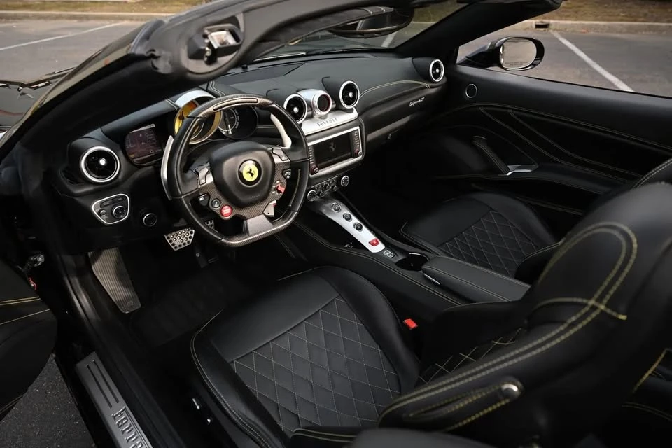 2016 Ferrari California T - Image 13 of 20