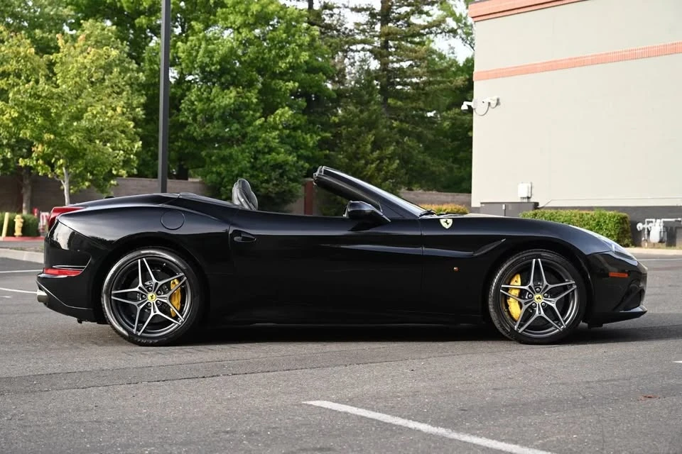2016 Ferrari California T - Image 8 of 20