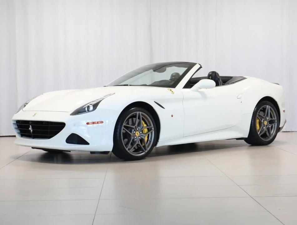 2016 Ferrari California T - Image 2 of 18