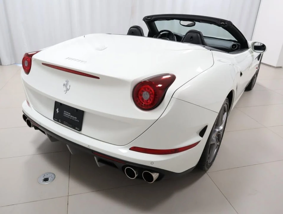 2016 Ferrari California T - Image 8 of 18