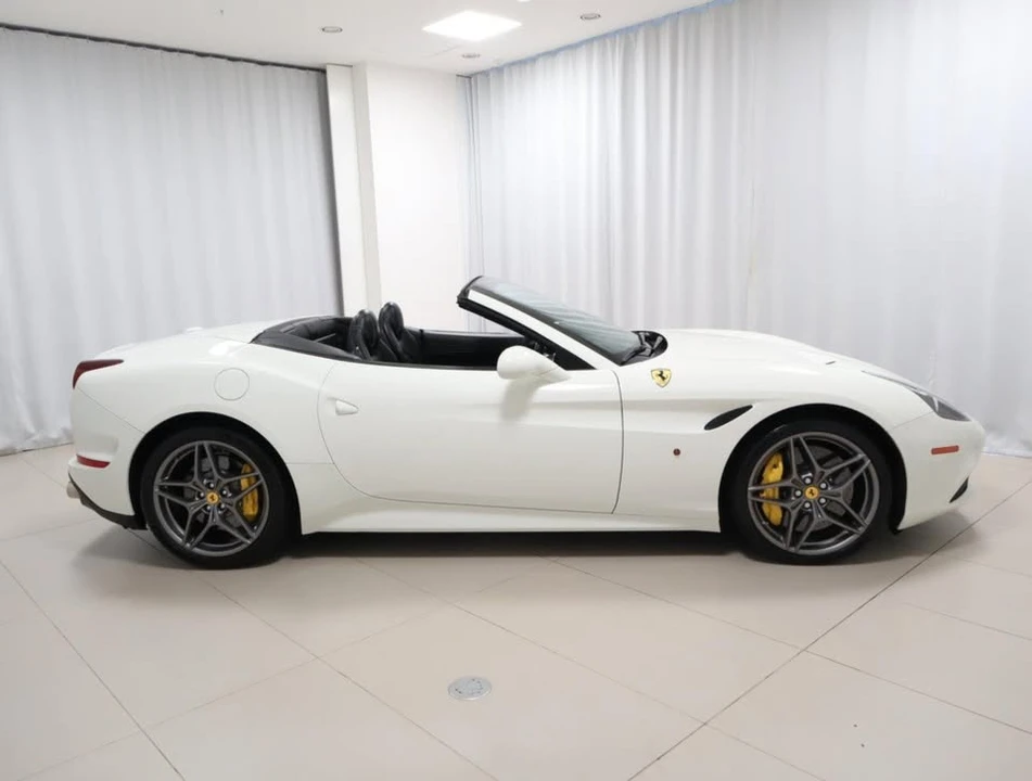 2016 Ferrari California T - Image 7 of 18