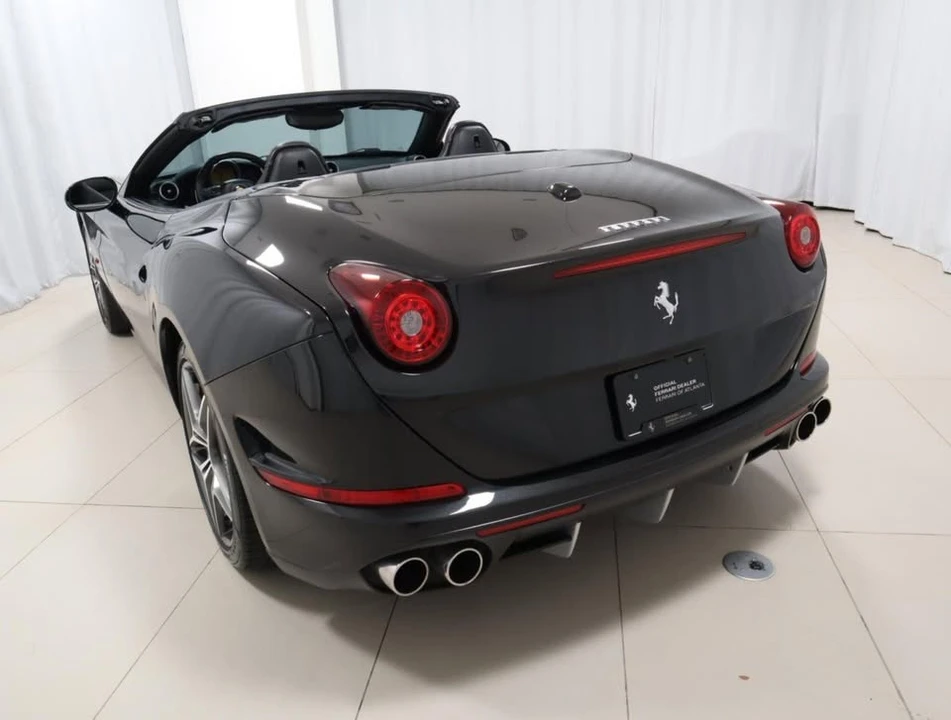 2016 Ferrari California T - Image 15 of 19