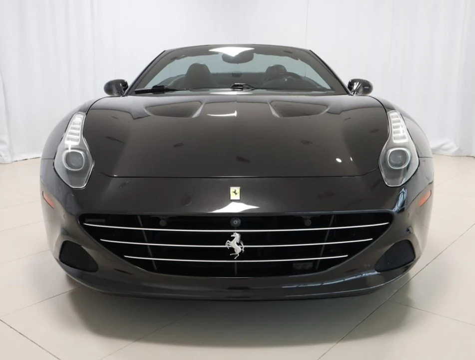 2016 Ferrari California T - Image 5 of 19
