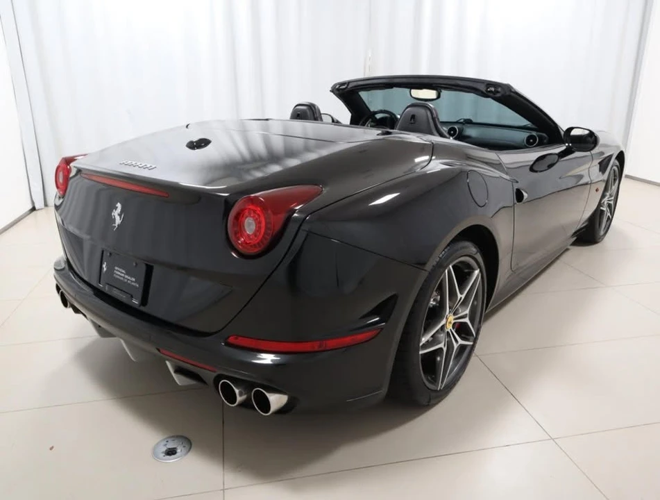 2016 Ferrari California T - Image 11 of 19